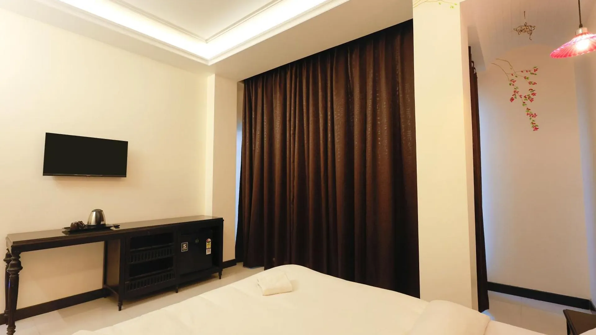Shiv Ashray Otel Varanasi 4*,