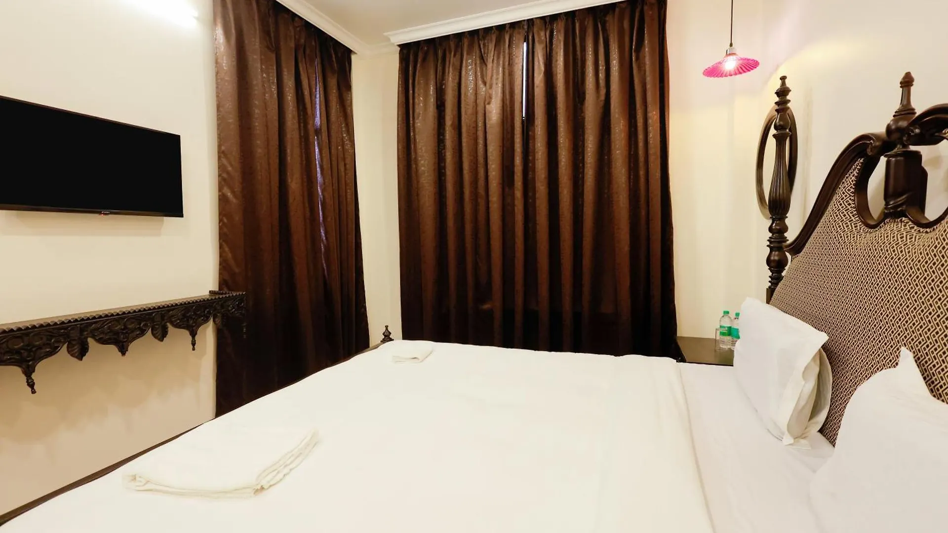 Shiv Ashray Otel Varanasi