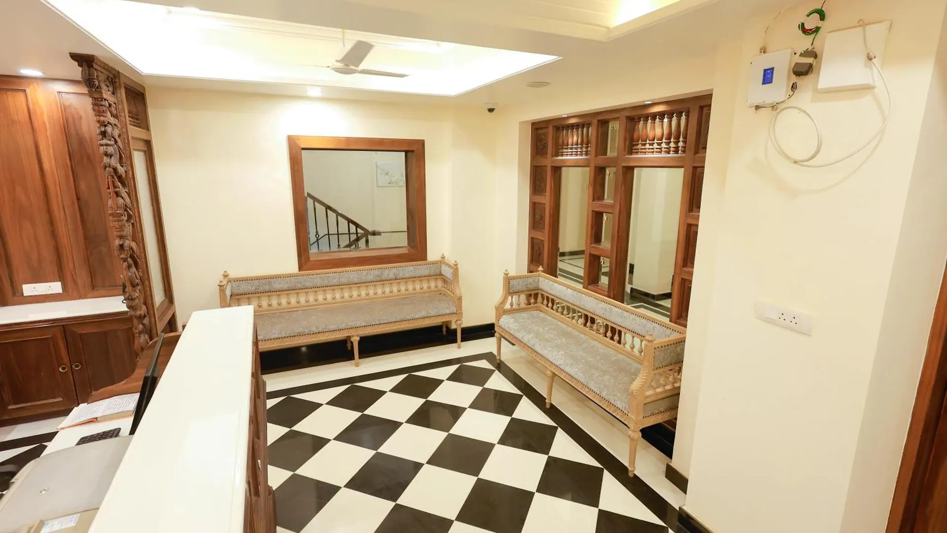 Shiv Ashray Otel Varanasi