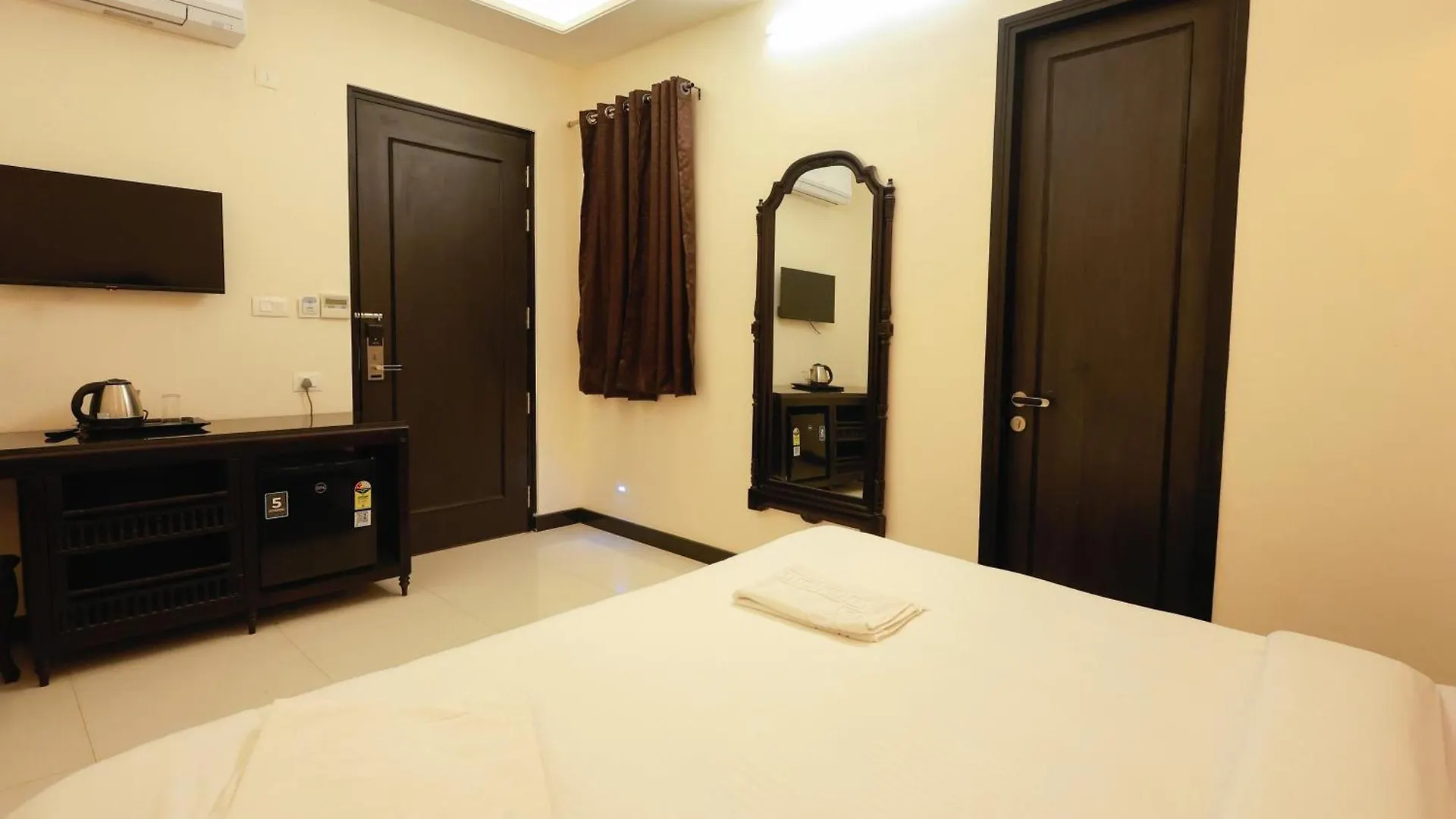 Shiv Ashray Otel Varanasi