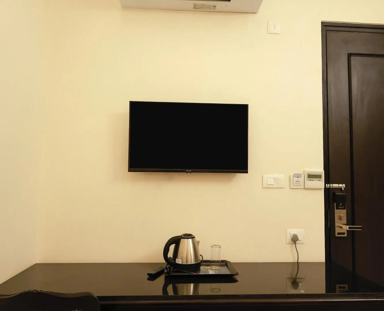 Shiv Ashray Otel Varanasi